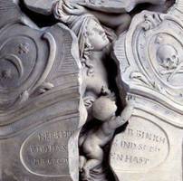 Надгробная плита Марии Магдалены Лангханс, жены священника из Хиндельбанка, Швейцария, которая умерла при родах.